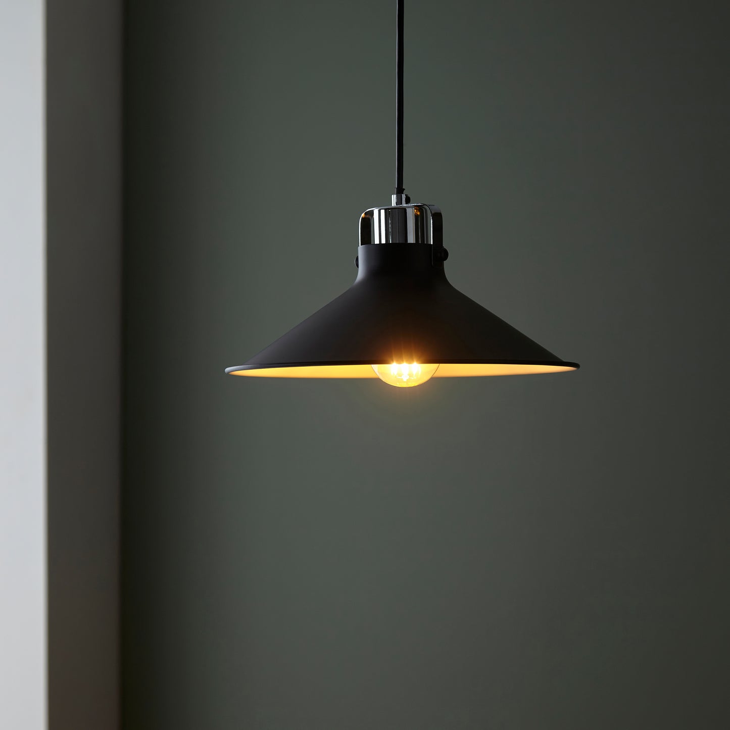 Nevis Pendant
