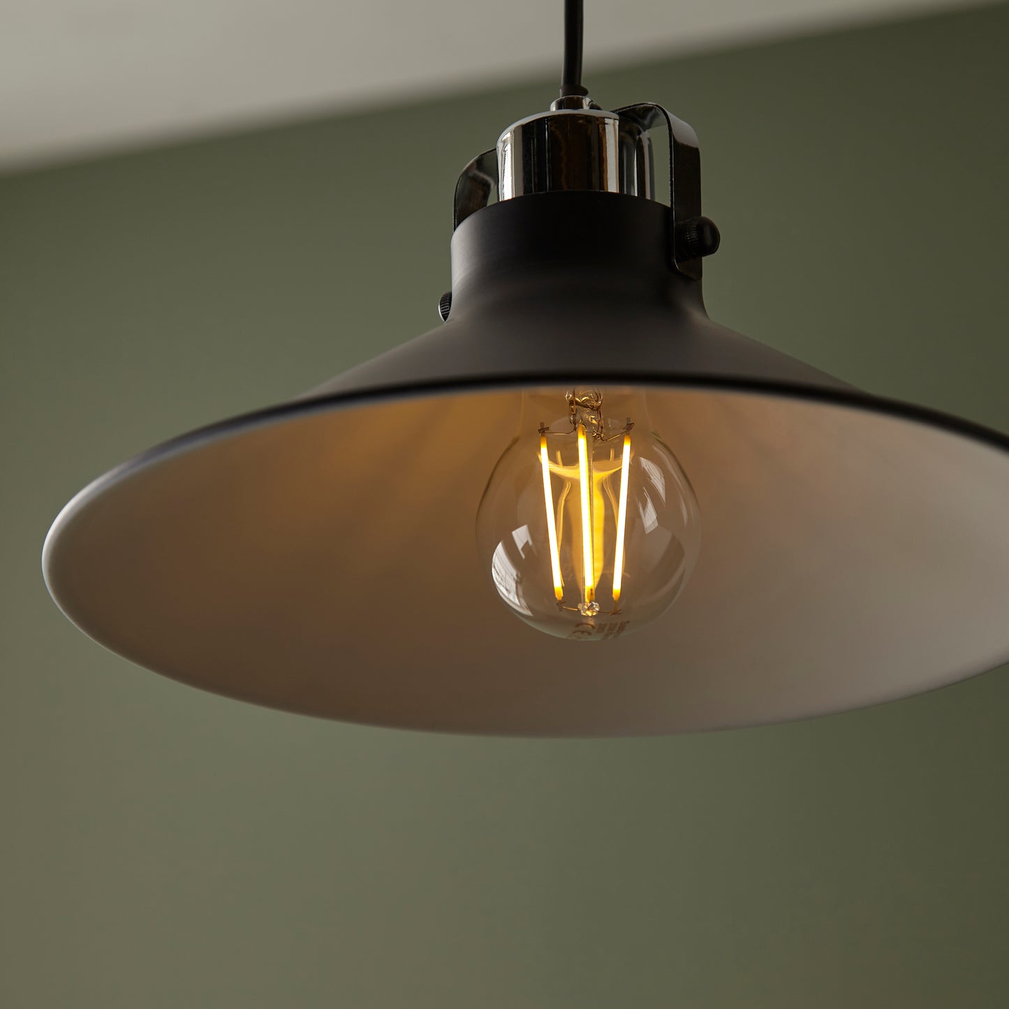 Nevis Pendant