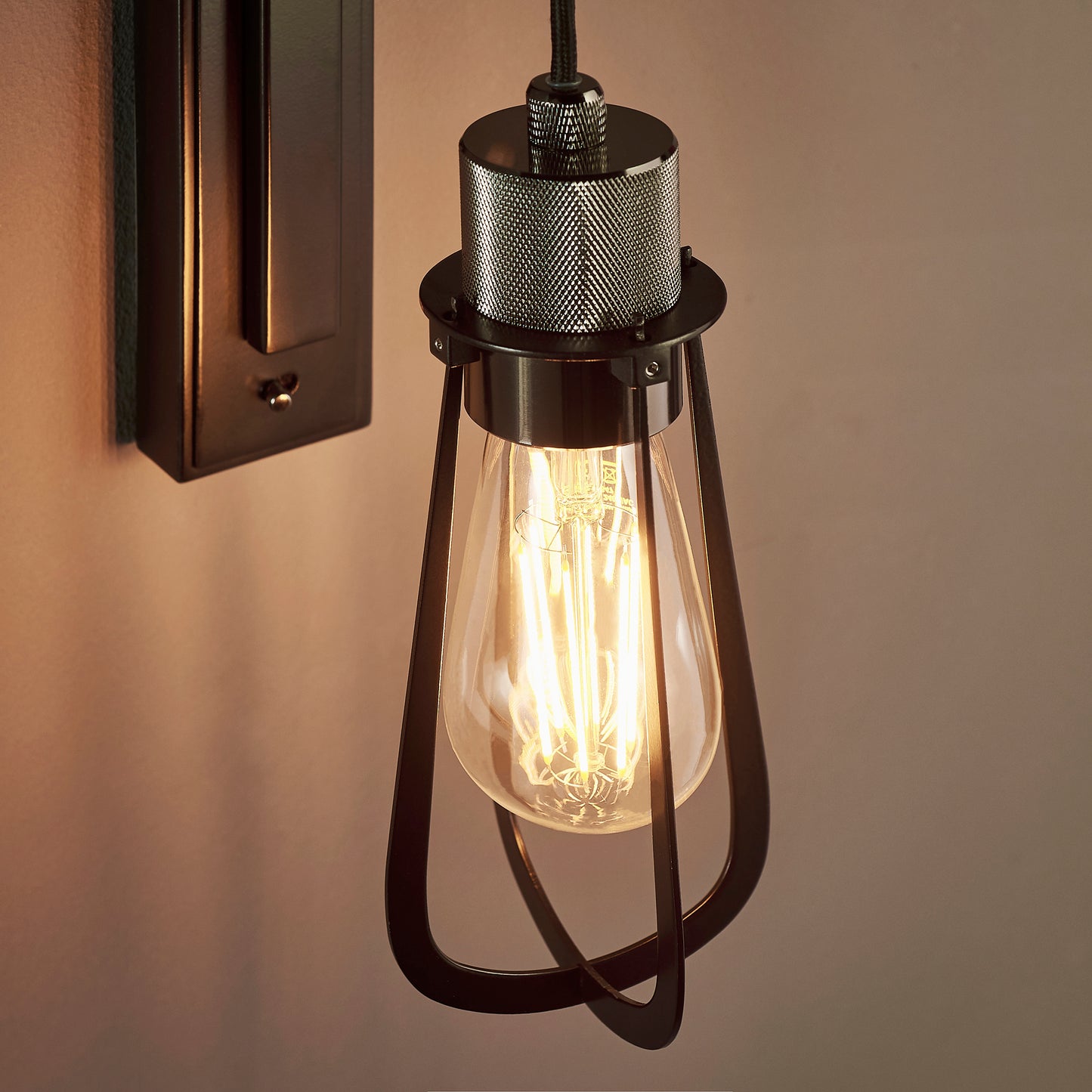 Kaden Wall Light