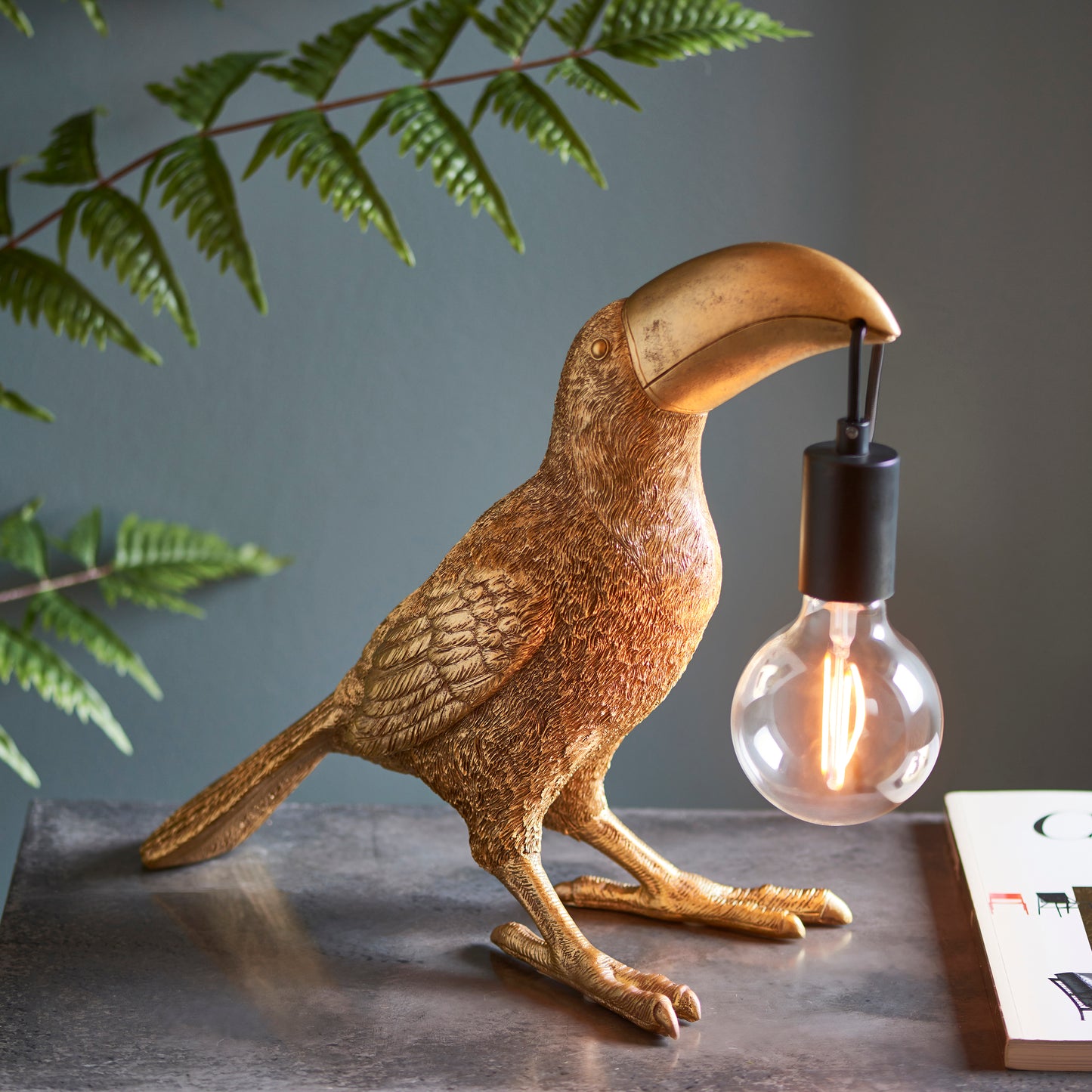 Toucan Table Light