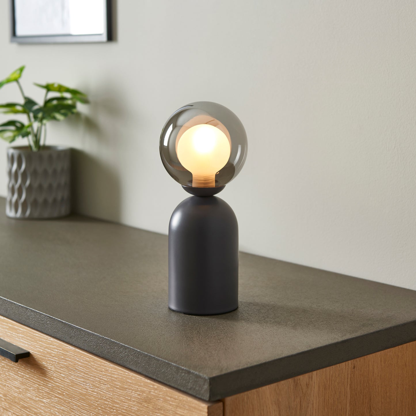 Scott Table Light