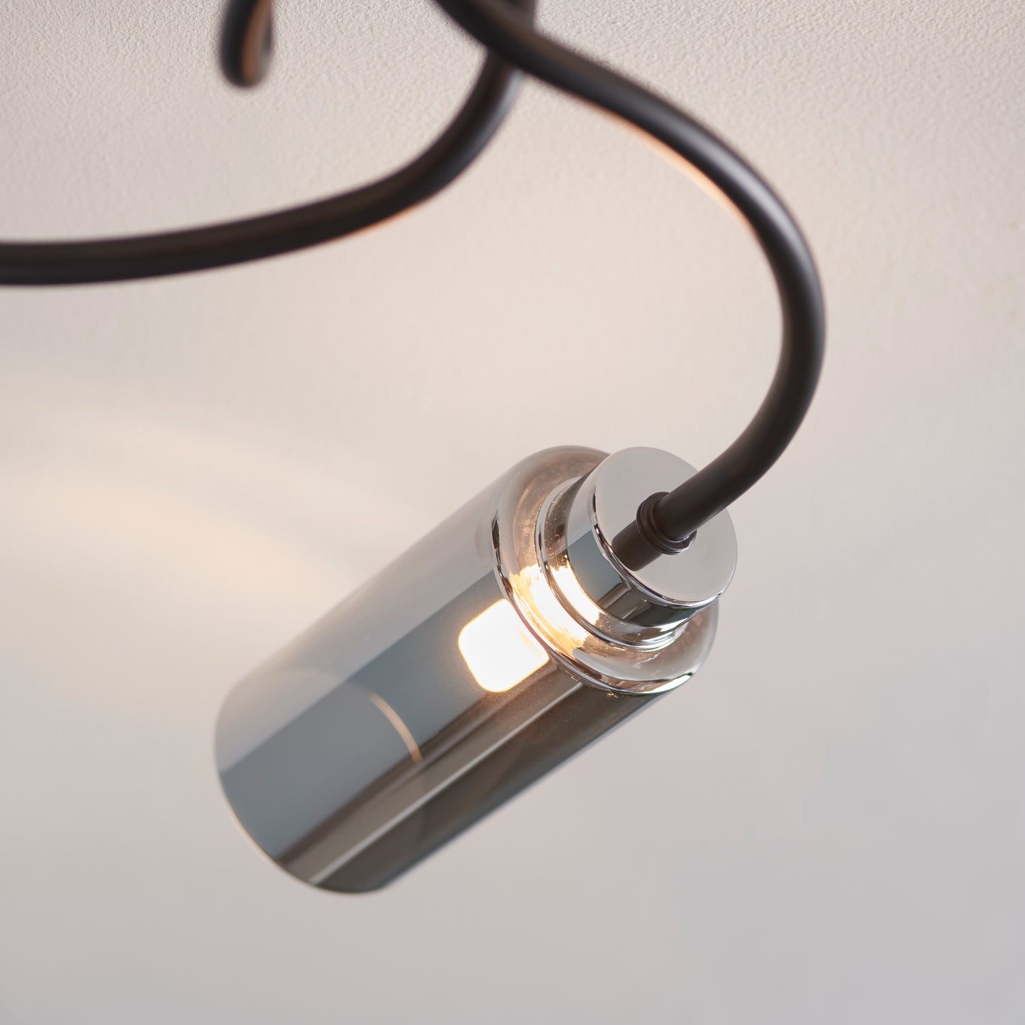 Deo Semi Flush Light