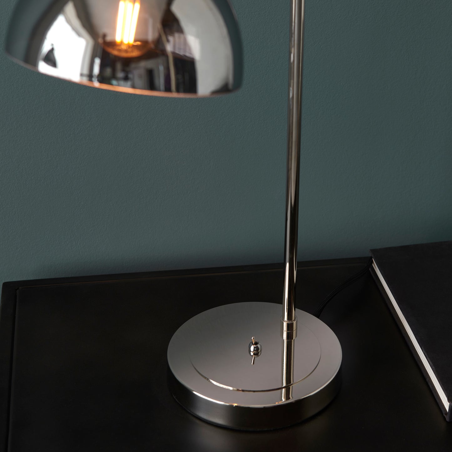 Radcliff Table Light
