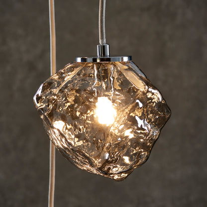 Yale Pendant